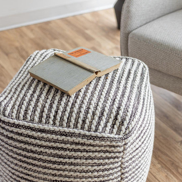 Kerrisdale Peek Pouf - S