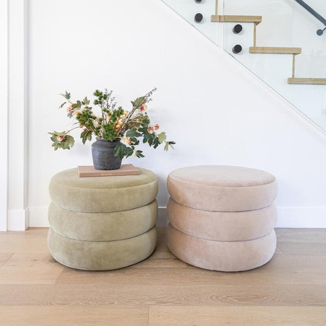Lions Ottoman - Latte - S