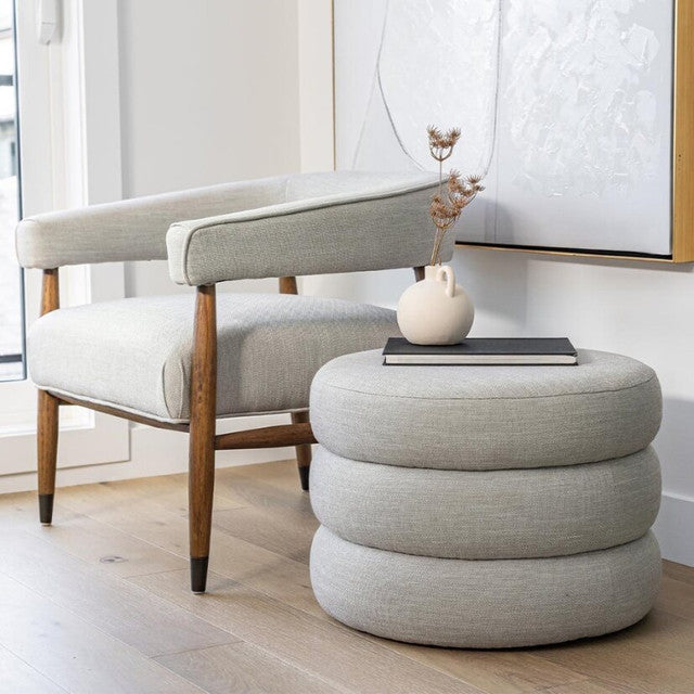 Lions Ottoman - Sand - S