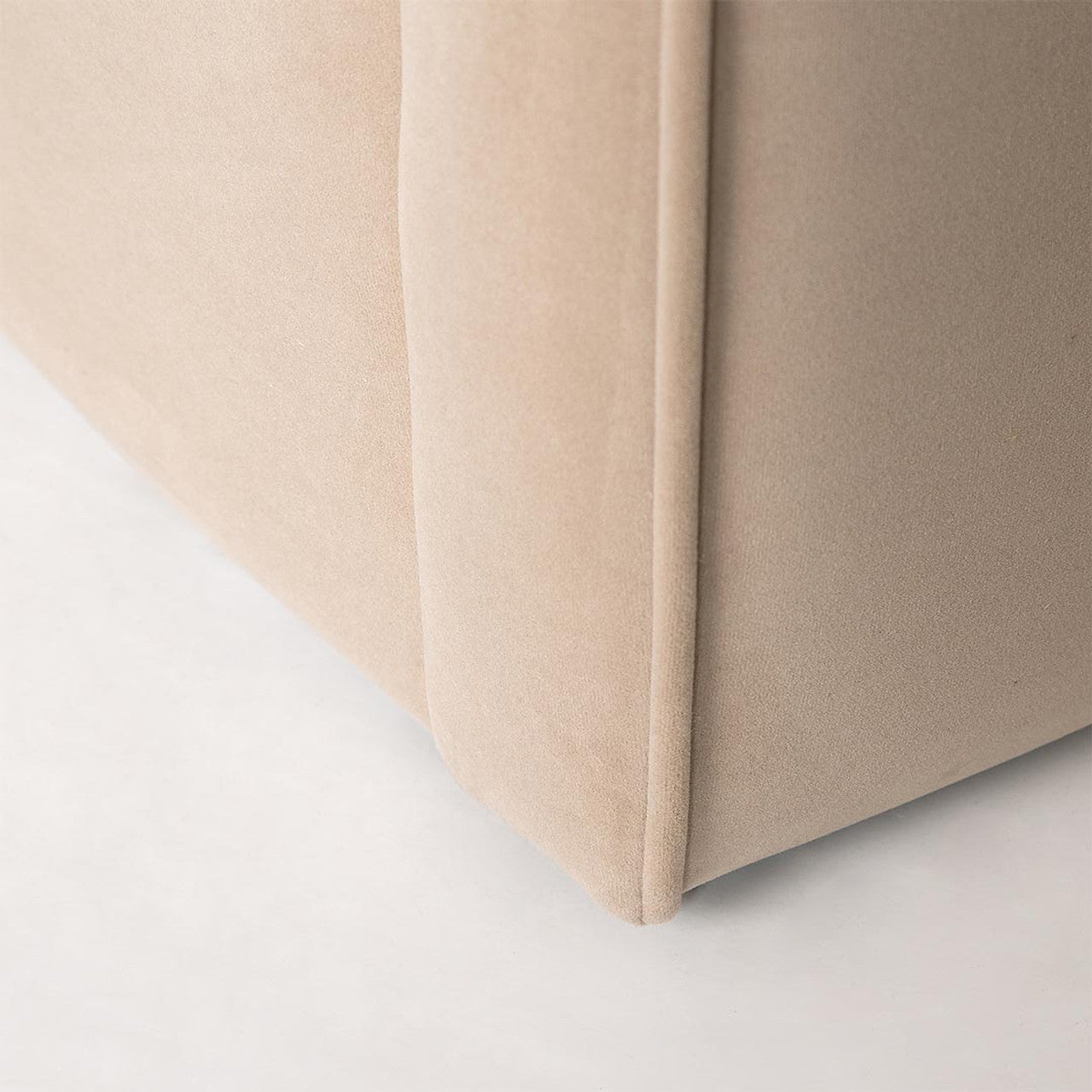 Arbutus Chair - Tan