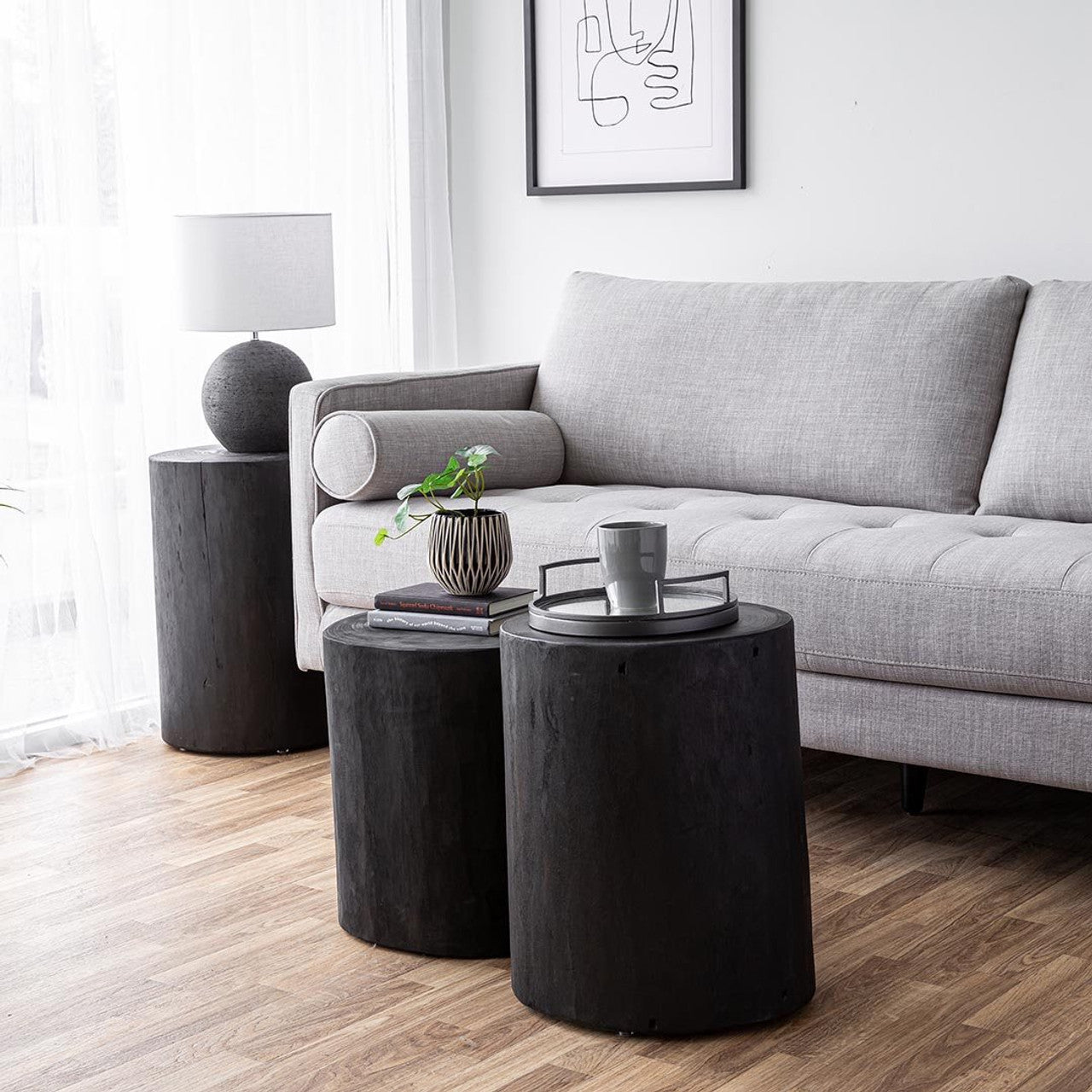 Collingwood Wide 16" Stump - Round - Black