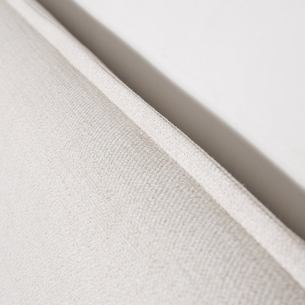 Shaughnessy Double Bed - Cream