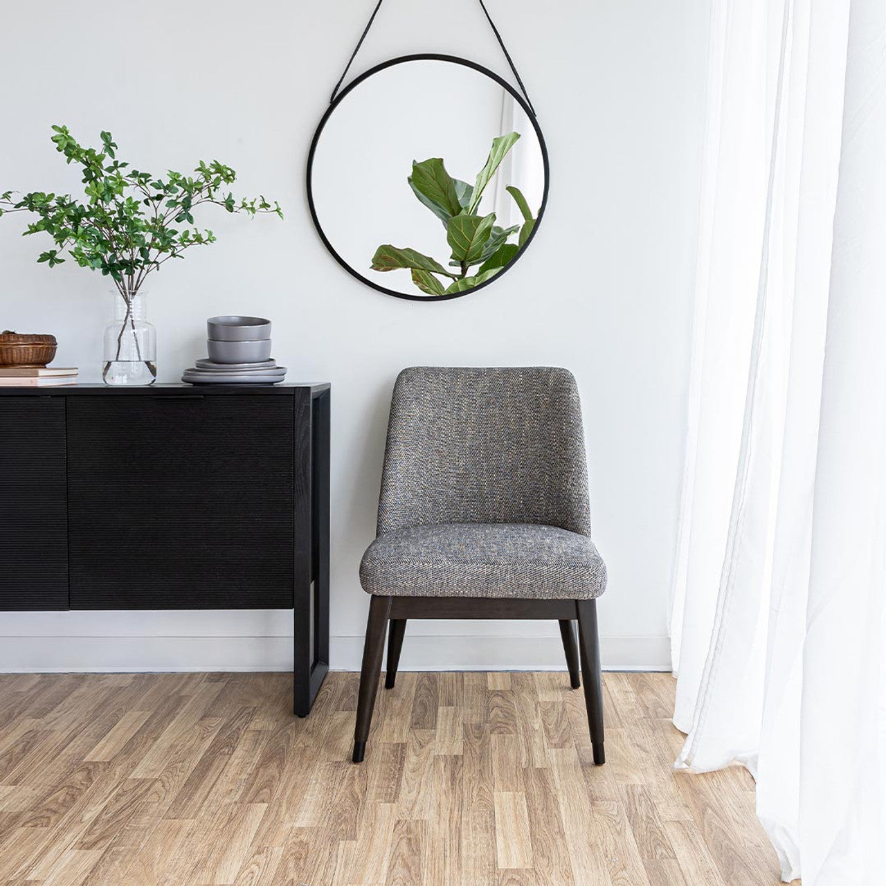 Fraserview Dining Chair - Dark Base - Pepper